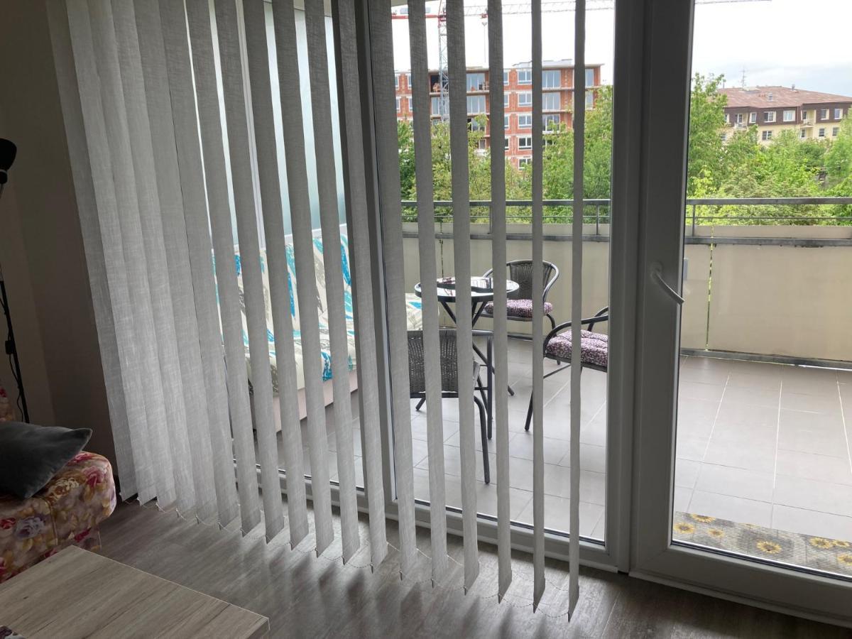 Apartman Edita - Byt S Terasou A Parkovacim Stanim, Topolova, Olomouc Apartman Kültér fotó